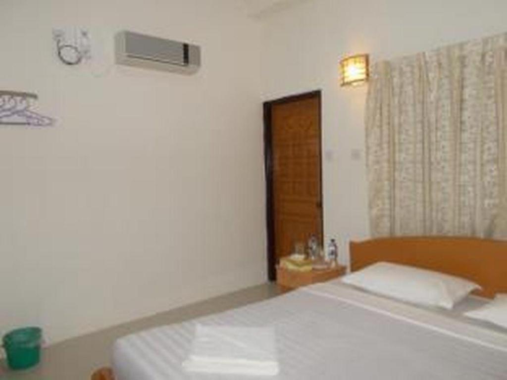 Alliance Resort Hotel Chaung Thar Bagian luar foto